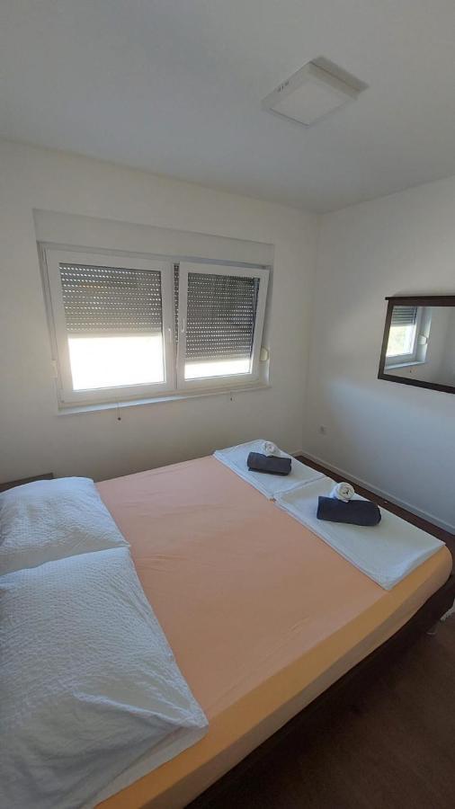 Navis Apartman Supetarska Draga Kültér fotó